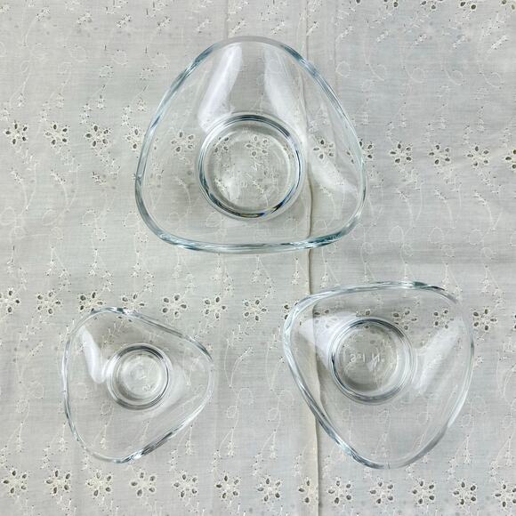 SIN Urch Glass Decorative Set of 3 Bowls Clear Dishwasher Safe Snacks Candy Dish - Picture 3 of 13